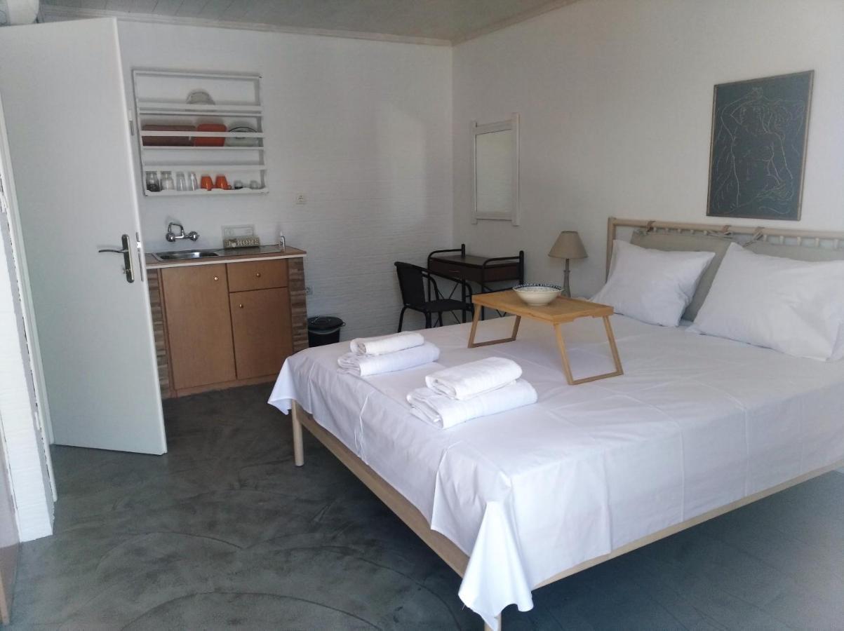 Elena Apartments Ithaca Vathy  Eksteriør billede