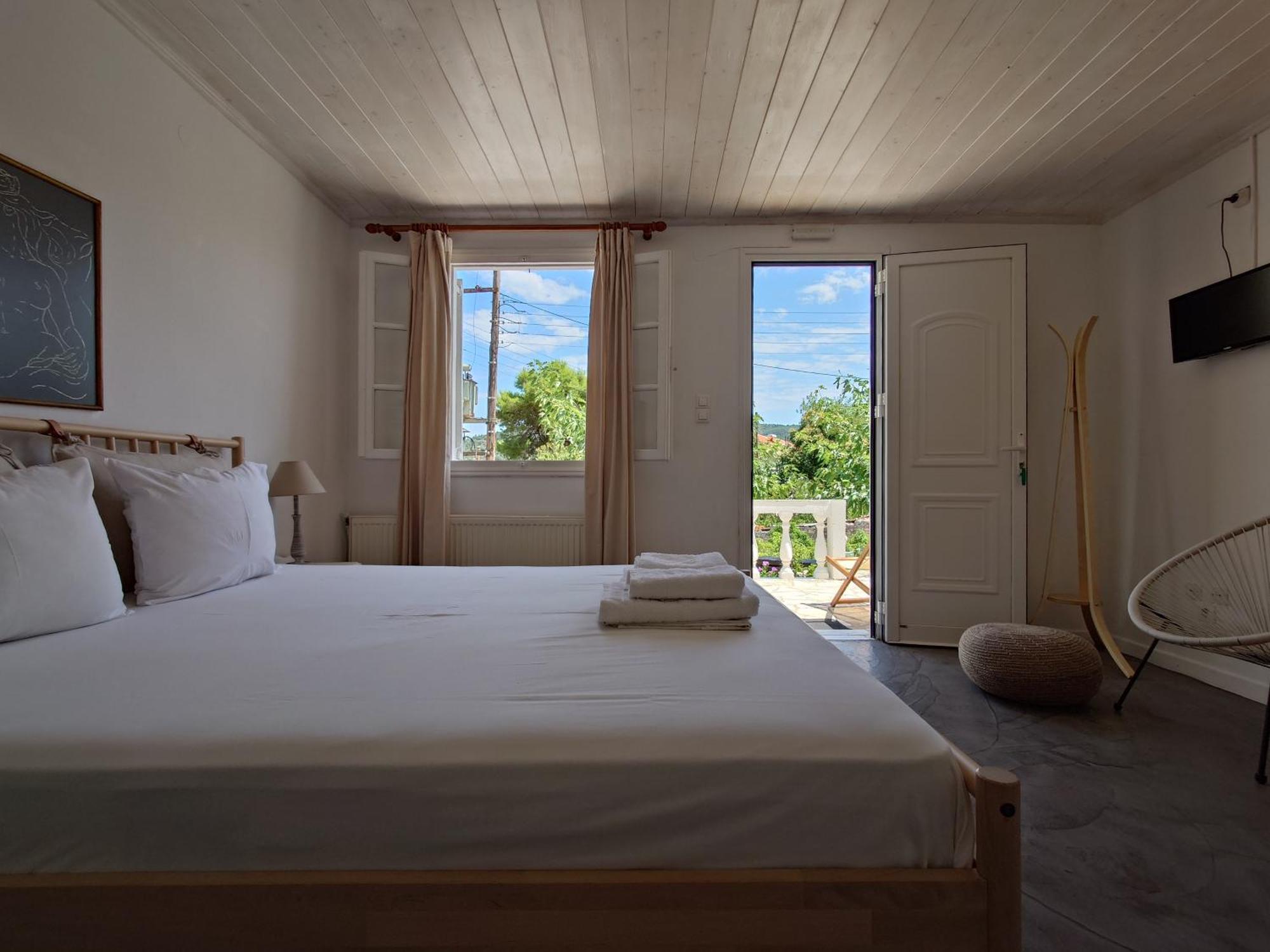 Elena Apartments Ithaca Vathy  Eksteriør billede