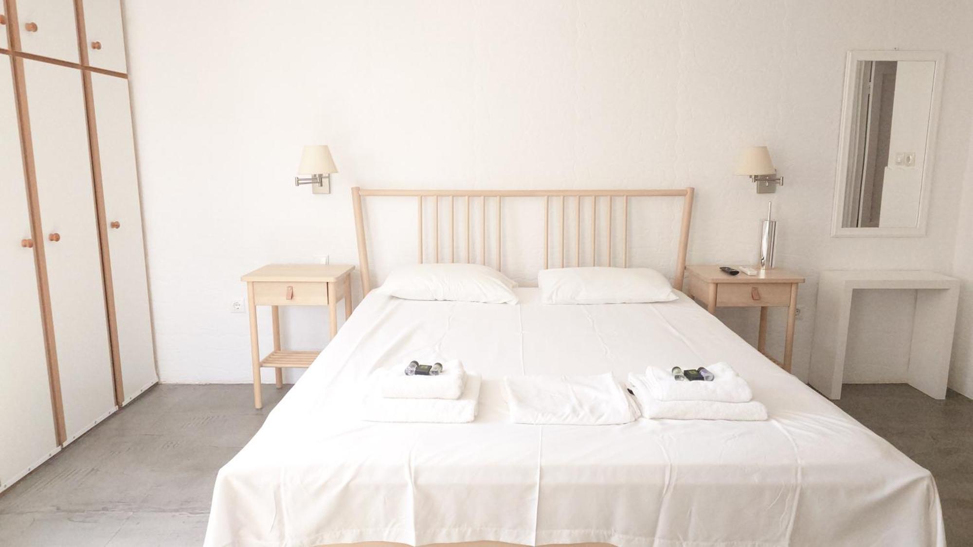 Elena Apartments Ithaca Vathy  Eksteriør billede